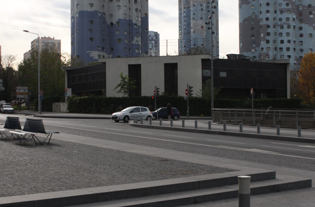 LA DEFENSE – Parvis et rues aux abords de la salle des marchés