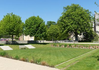 Durtal - Place des Terrasses